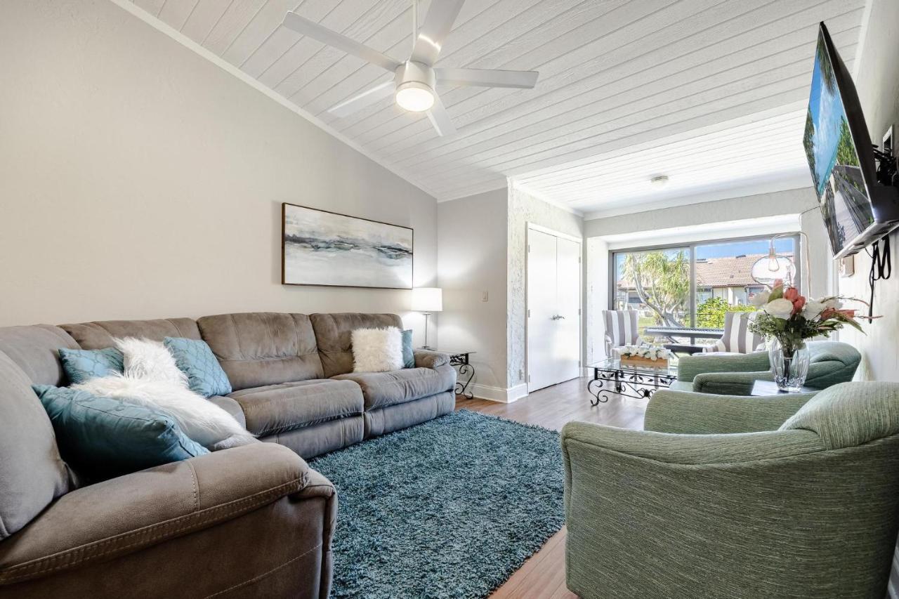 Association, Tennis Courts And Pool, Sleeps 4 - Cinnamon Cove Cozy Condo Форт Майерс Екстериор снимка
